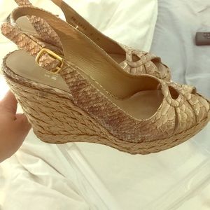 Stuart weissman snake skin wedges